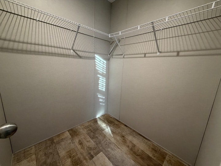 Building Photo - 15811 Villaire Ave