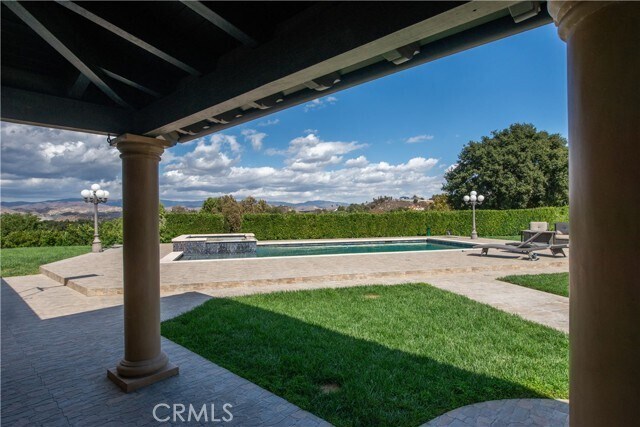 Building Photo - 27048 Triumph Ave