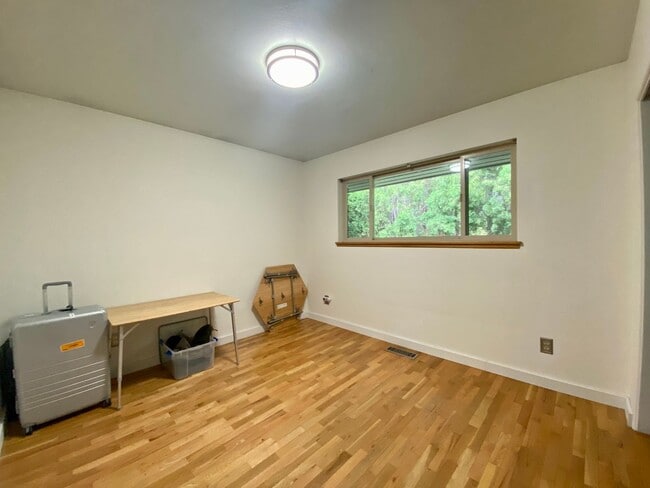Building Photo - Charming Updated Home Across from Franklin Park and Hospital!