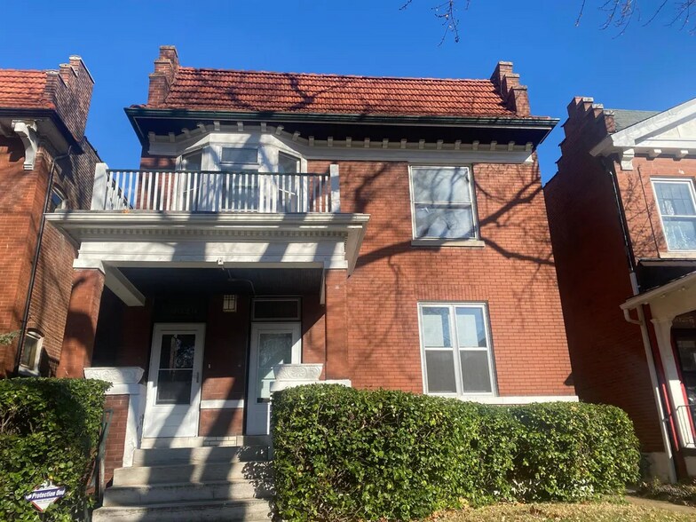 Building Photo - 6027 McPherson Ave