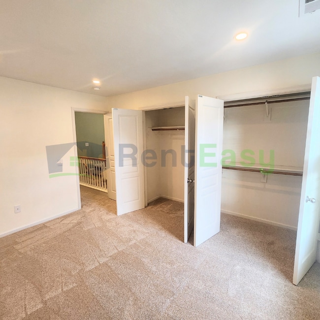 Building Photo - 2250 Humphreys Dr