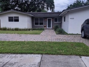 Building Photo - 14830 Miami Lakeway S