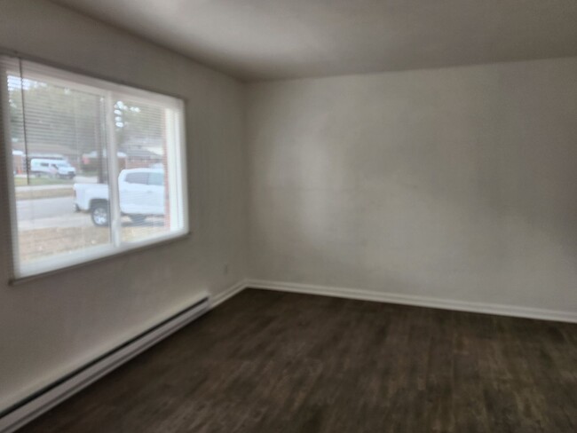 Building Photo - FOR RENT - PORTSMOUTH