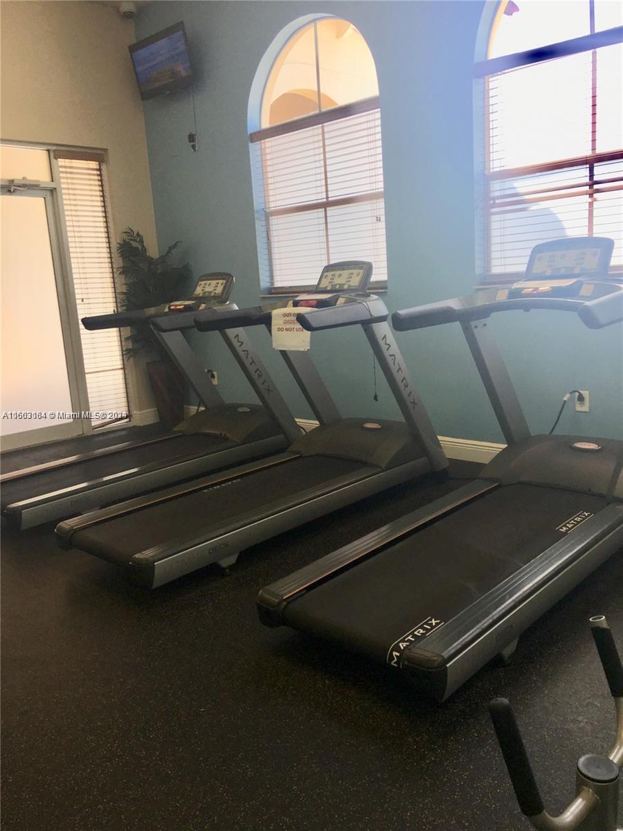 Building Photo - 14067 SW 49th Ct