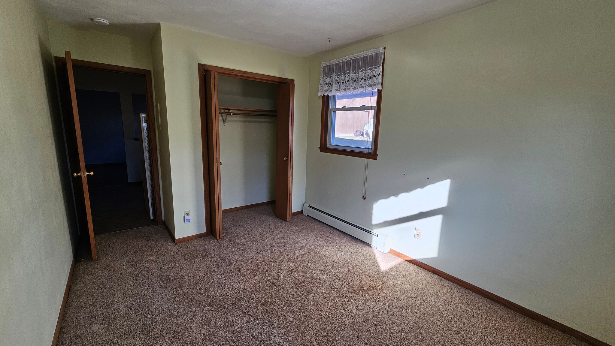 Building Photo - 1515 N Elm Ave