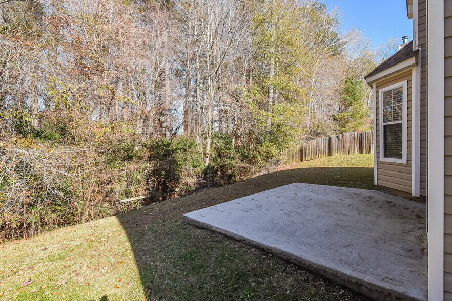 Building Photo - 6964 Foxmoor Way
