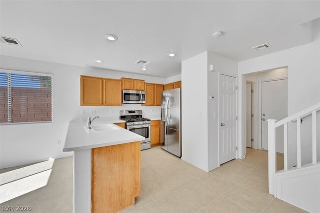 Building Photo - 9986 Erie Stream Way