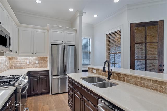 Building Photo - 1930 Chestnut Pk Ln