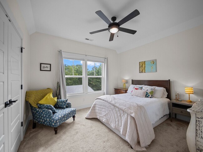 Building Photo - 408 Celtic Ash St