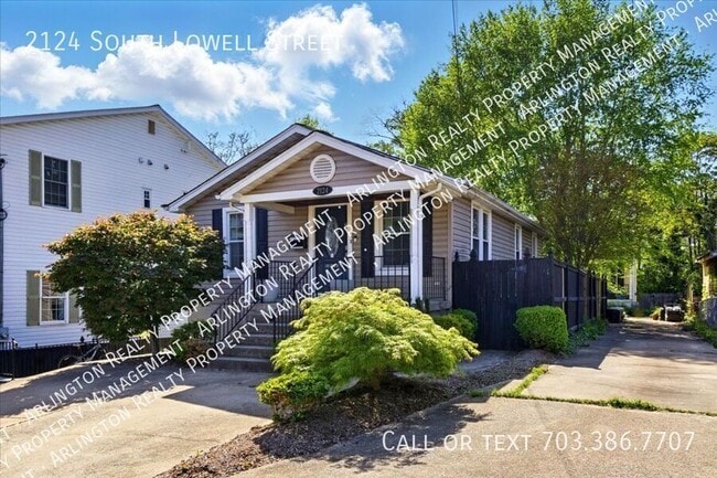 Building Photo - 2124 S Lowell St