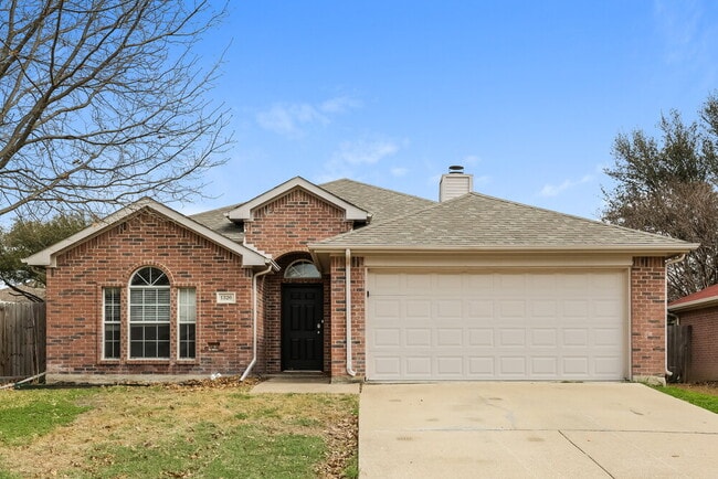 Building Photo - 1326 Misty Dr