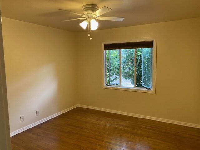 Building Photo - 214 Bellino Dr