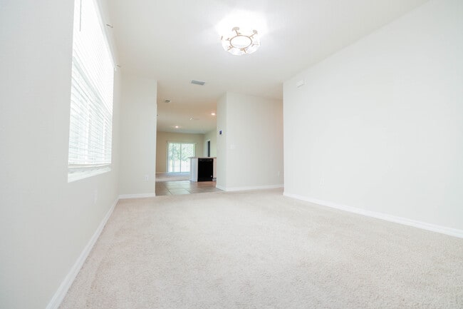 Building Photo - 6777 Longboat Dr