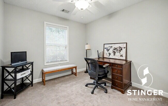 Building Photo - 36 Brindlewood Dr