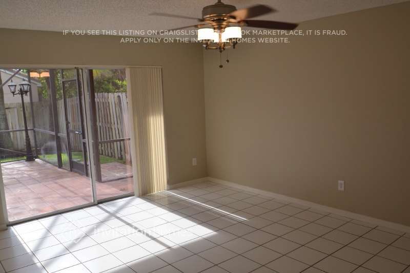 Building Photo - 342 SW 190th Terrace