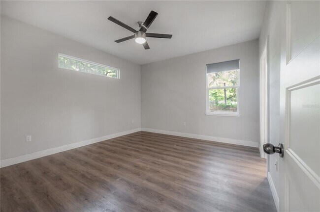 Building Photo - 6804 N 17th St