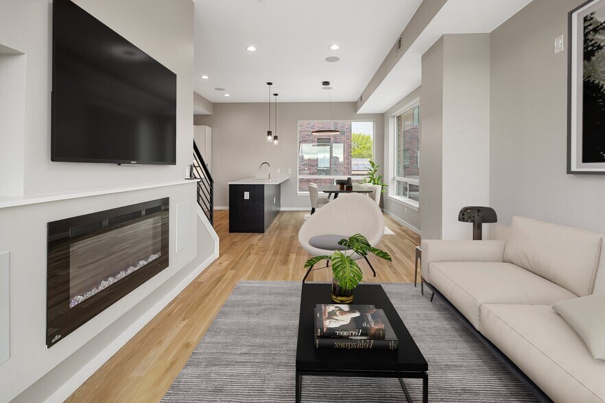 Building Photo - 3939 Inca St