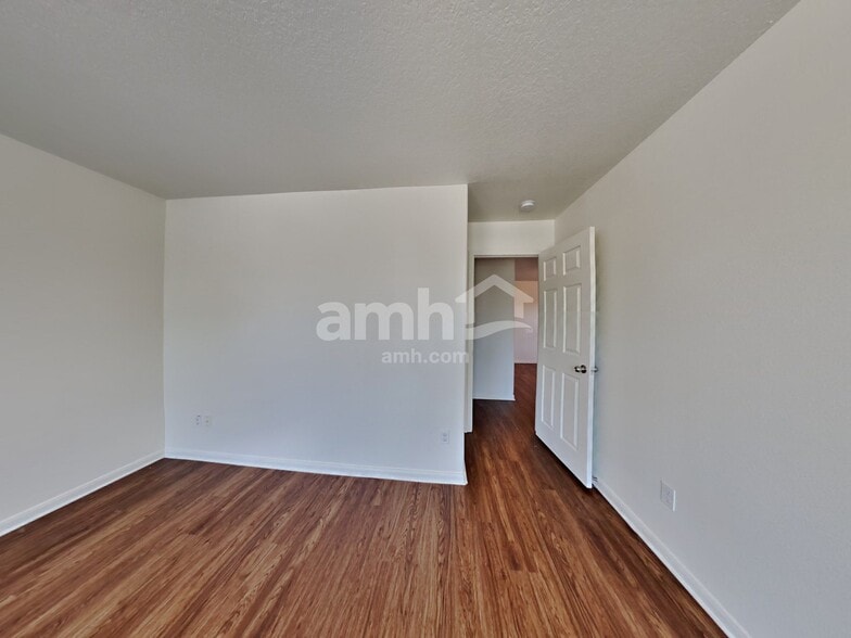 Building Photo - 5702 Rocky Trail Dr