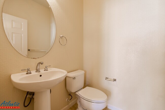 Building Photo - 4390 Rivermark Pky