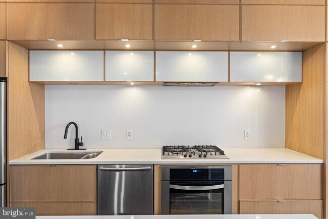 Building Photo - 1515 15th St NW