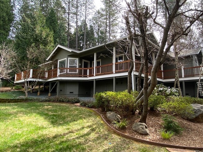 Primary Photo - 12609 Oak Cir