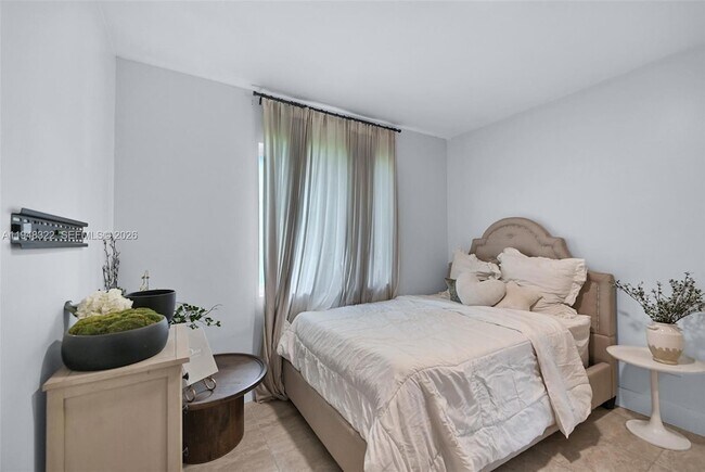 Building Photo - 8780 SW 200th Terrace