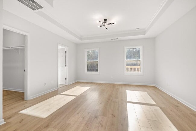 Building Photo - 4400 Ross Estates Ct SW