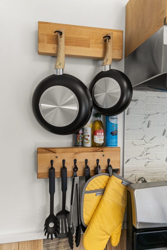 Building Photo - 20 Highland Ave