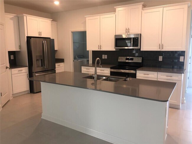 Building Photo - 3031 Addison Blvd