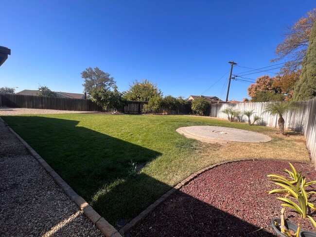 Building Photo - FULLY REMODELED 3+BR/2BA home in EL CAJON ...