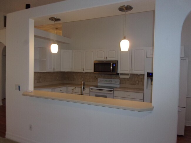 Building Photo - 512 Boxwood Pl