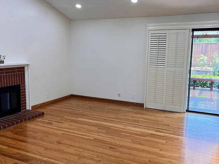 Building Photo - 3120 Silbury Ct