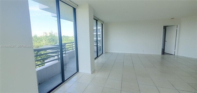 Building Photo - 3300 NE 191st St