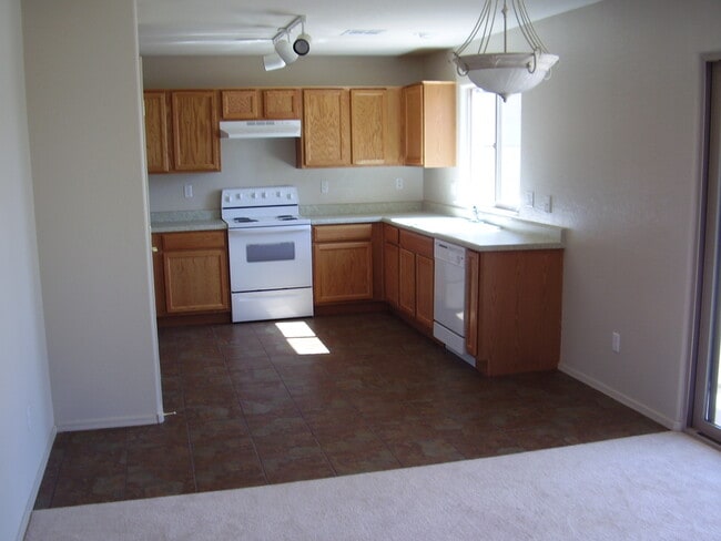 Building Photo - 22033 W Mohave St