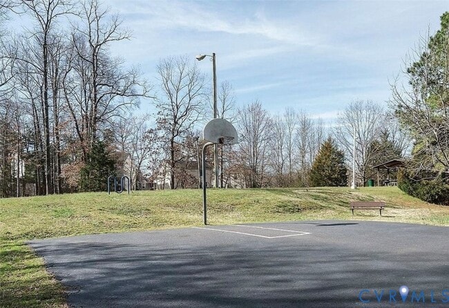 Building Photo - 7806 Fern Hollow Dr