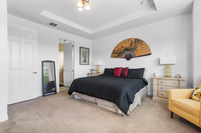 Building Photo - 12170 SW Bennington Cir