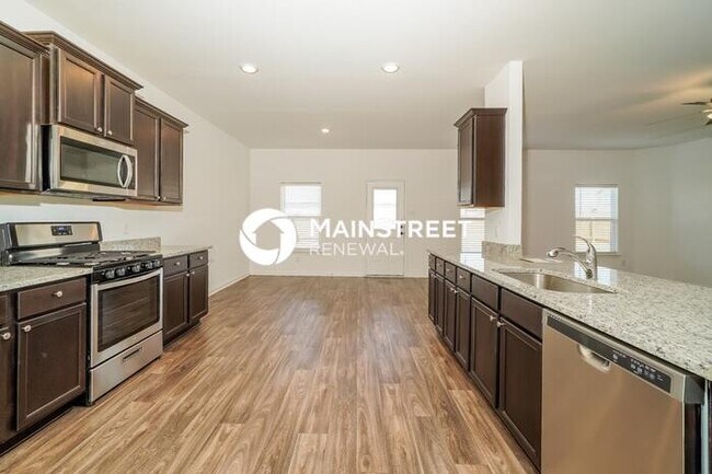 Building Photo - 4 Bedroom Pet-Friendly Home in New Braunfe...