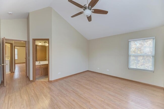 Building Photo - 5130 Freeport Ct