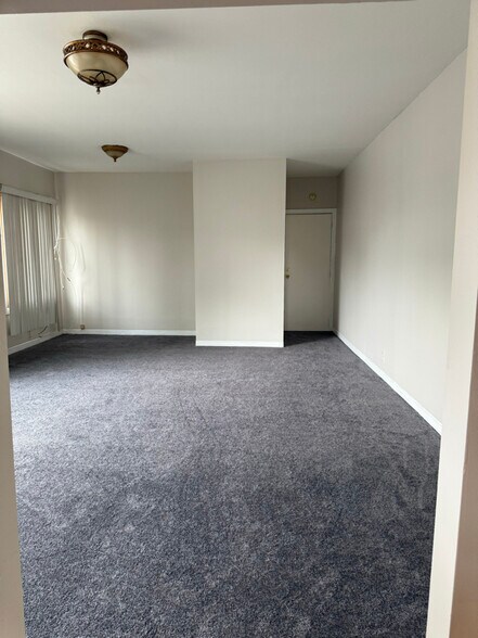 Building Photo - 93-02 202nd St