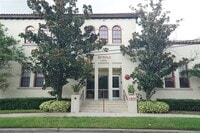 Building Photo - 1501 W Horatio St