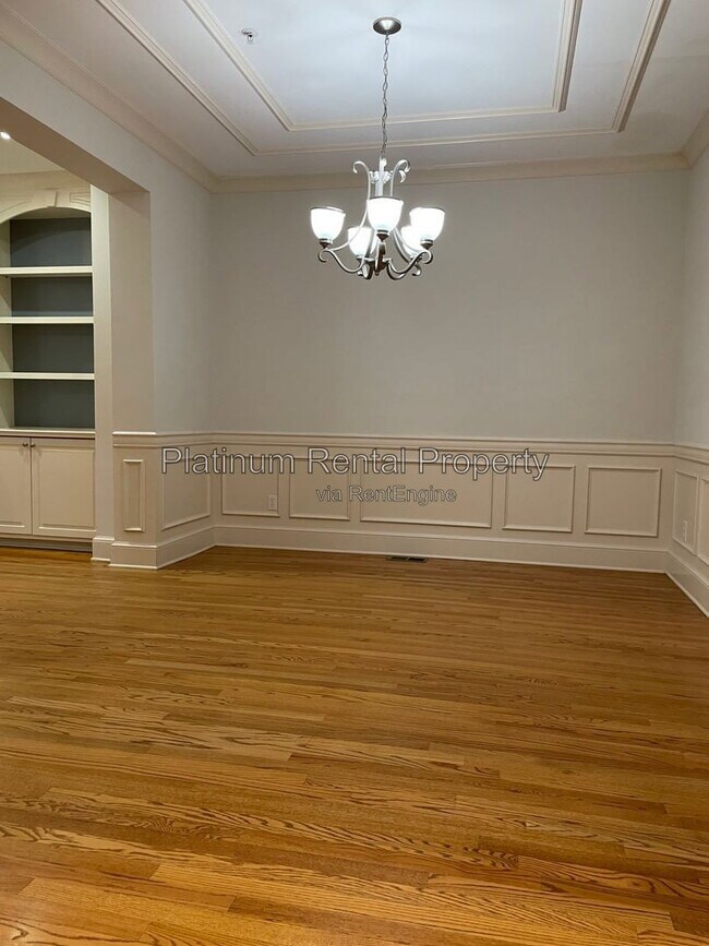 Building Photo - 1875 Adagio Dr