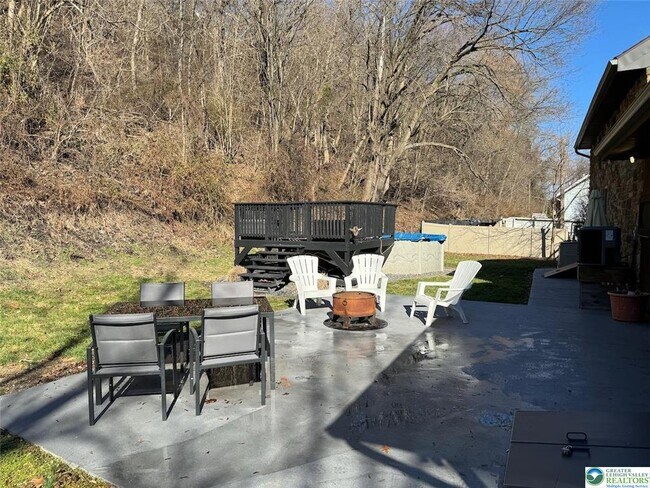 Building Photo - 312 Lehigh Dr