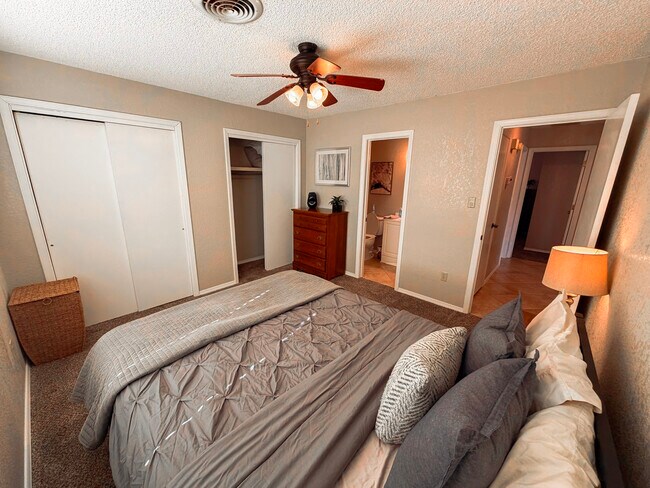 Building Photo - 2310 Nevada Dr