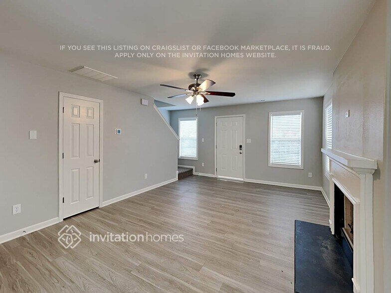 Building Photo - 4002 Salmon River Dr