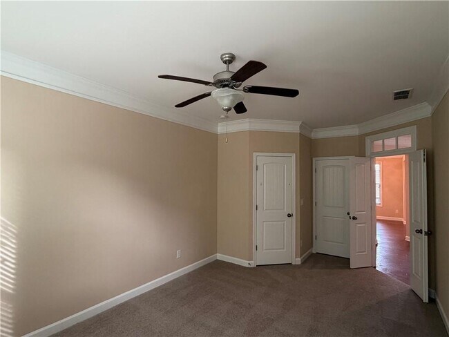 Building Photo - 4525 Highfield Dr