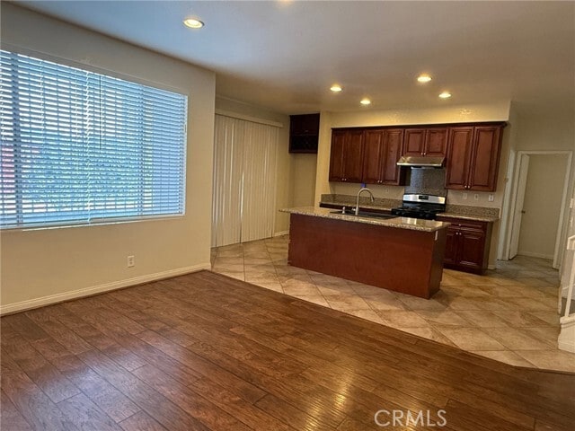 Building Photo - 1085 Camellia Ct