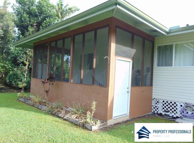 Building Photo - 38th in Orchidland