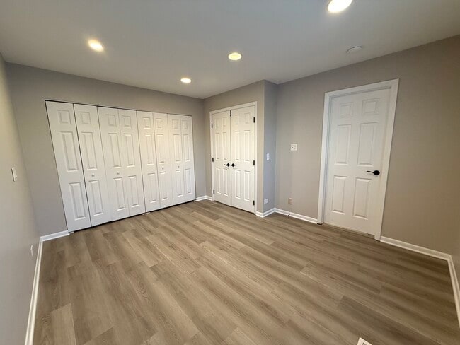 Building Photo - 1963 N Heritage Dr