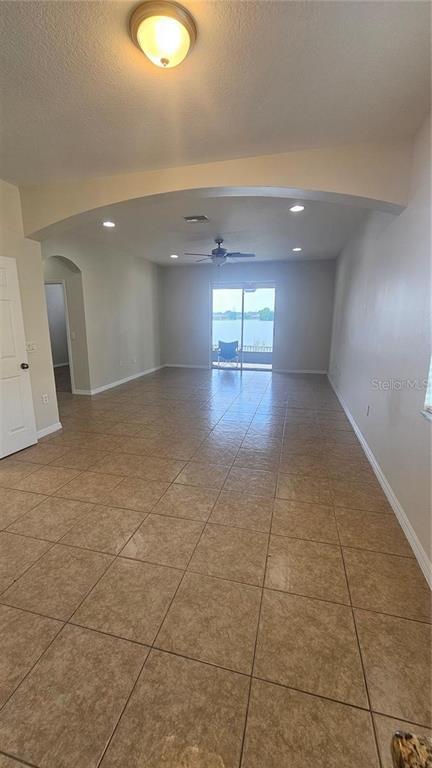 Building Photo - 2528 Ladoga Dr
