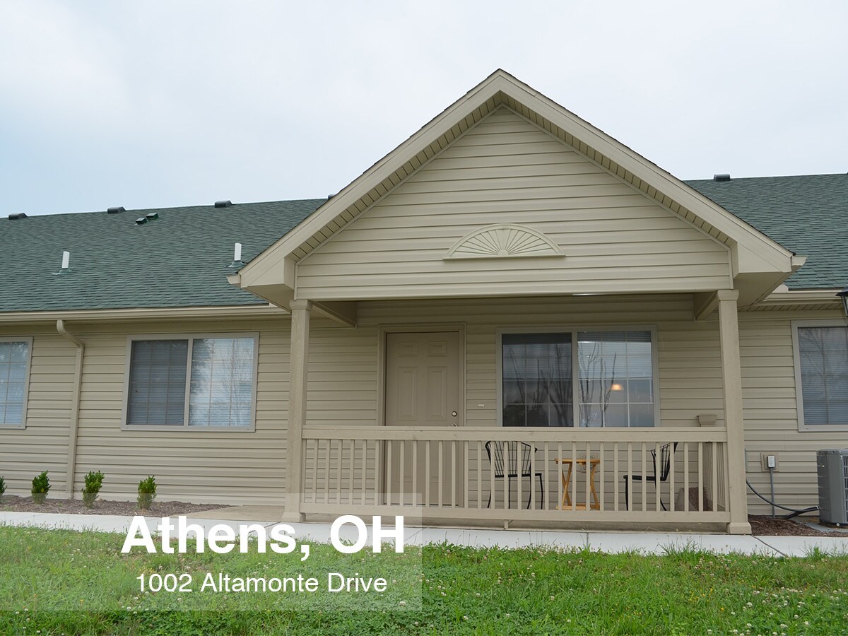 Building Photo - 802 Altamonte Dr